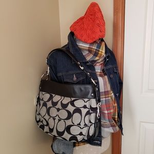 Black Coach Shoulder Bag 🖤